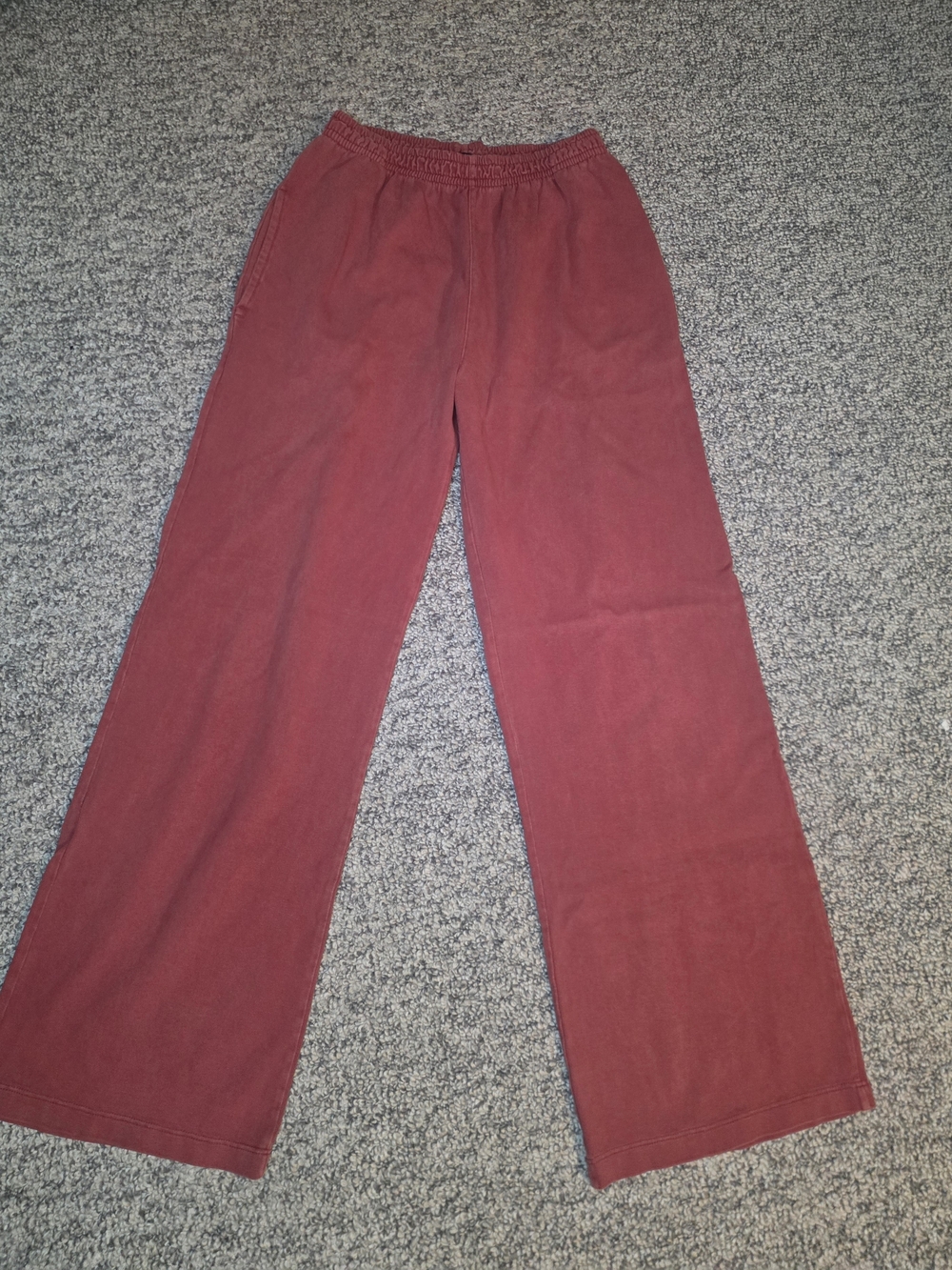 Brandy Melville Wide-Leg Baggy Jogger Sweatpants in Burgundy Size XS/S